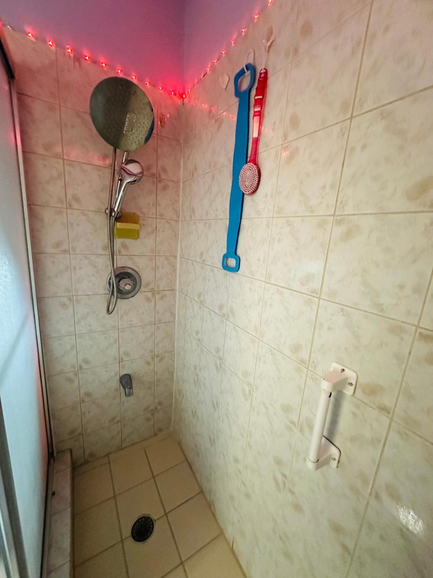 Lovely Apartment With Free Parking Маямі Екстер'єр фото
